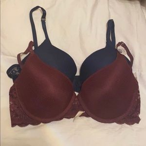 Brand new 2 bras lucky 🍀 brand
